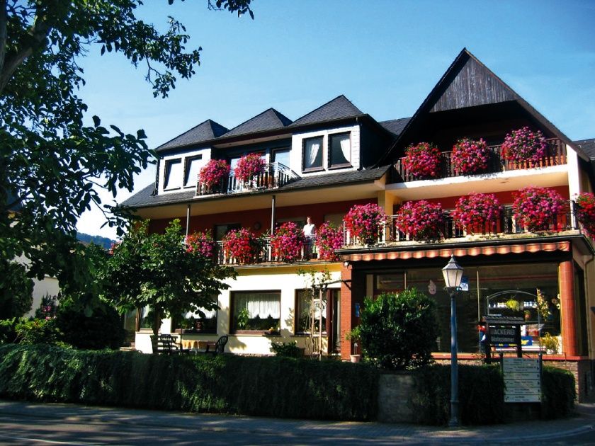 Gästehaus & Weingut Kranz-Porten an der Moselpromenade