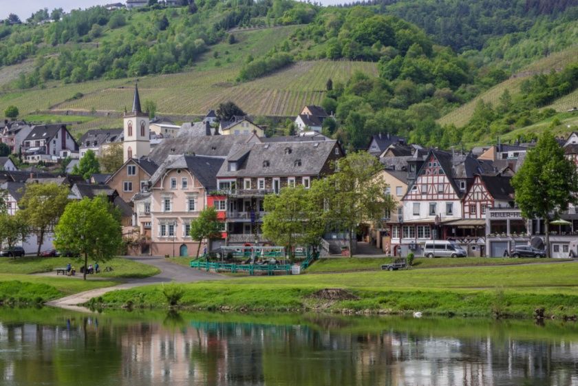 Haus Karina Weingut Thomas Barzen an der Mosel