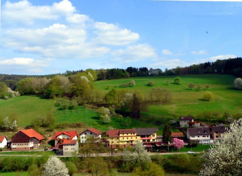 Hotel Gasthof Zur Krone - Motorradhotel Odenwald